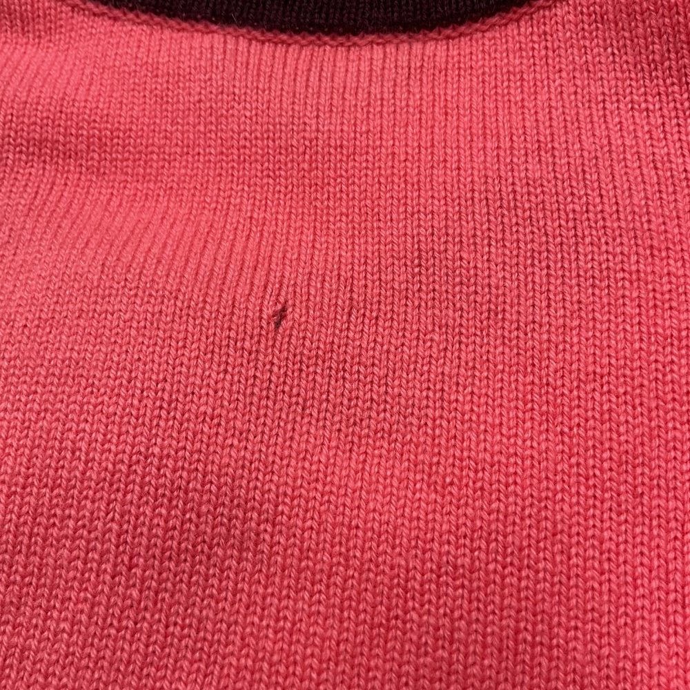 ❌SOLD❌ CHANEL 100% Cashmere Two-Tone CC Button Cardigan (fits S/M) - Picture 15 of 15